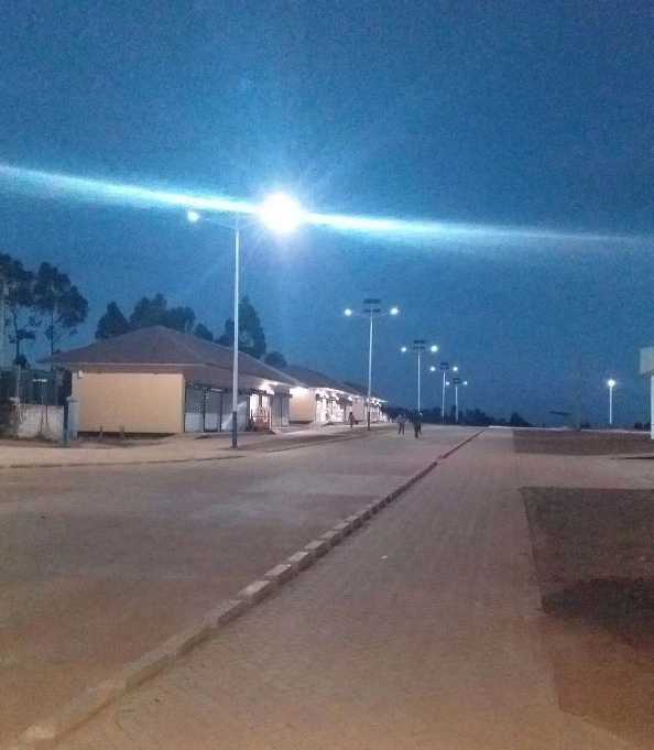 龙海区非洲科特迪瓦太阳能路灯工程